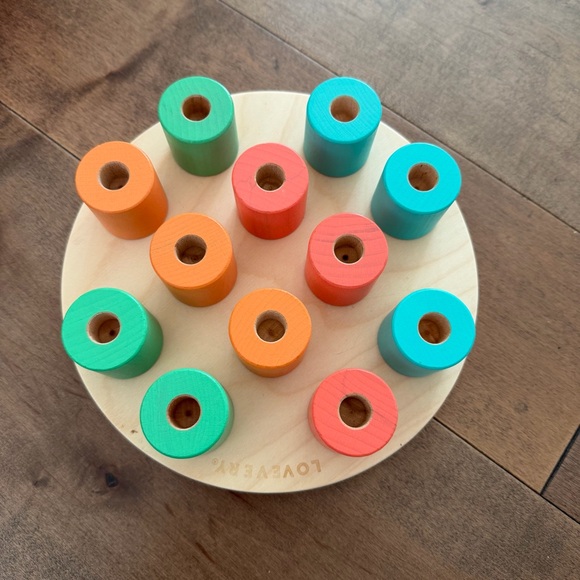 Lovevery The Adventurer Play Kit 16-18 Months - Picture 5 of 15